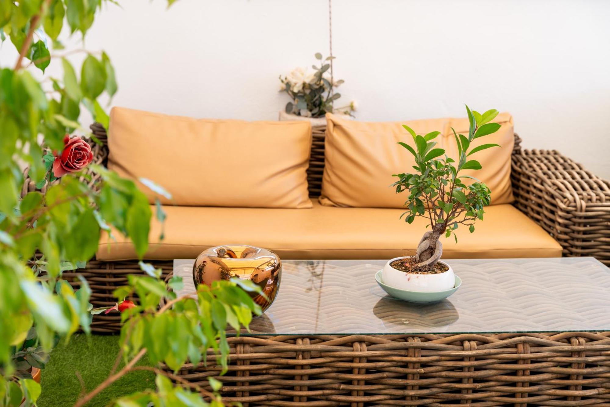 Palazzo Nicolaus Del Borgo Antico Bed & Breakfast Bari Exterior photo