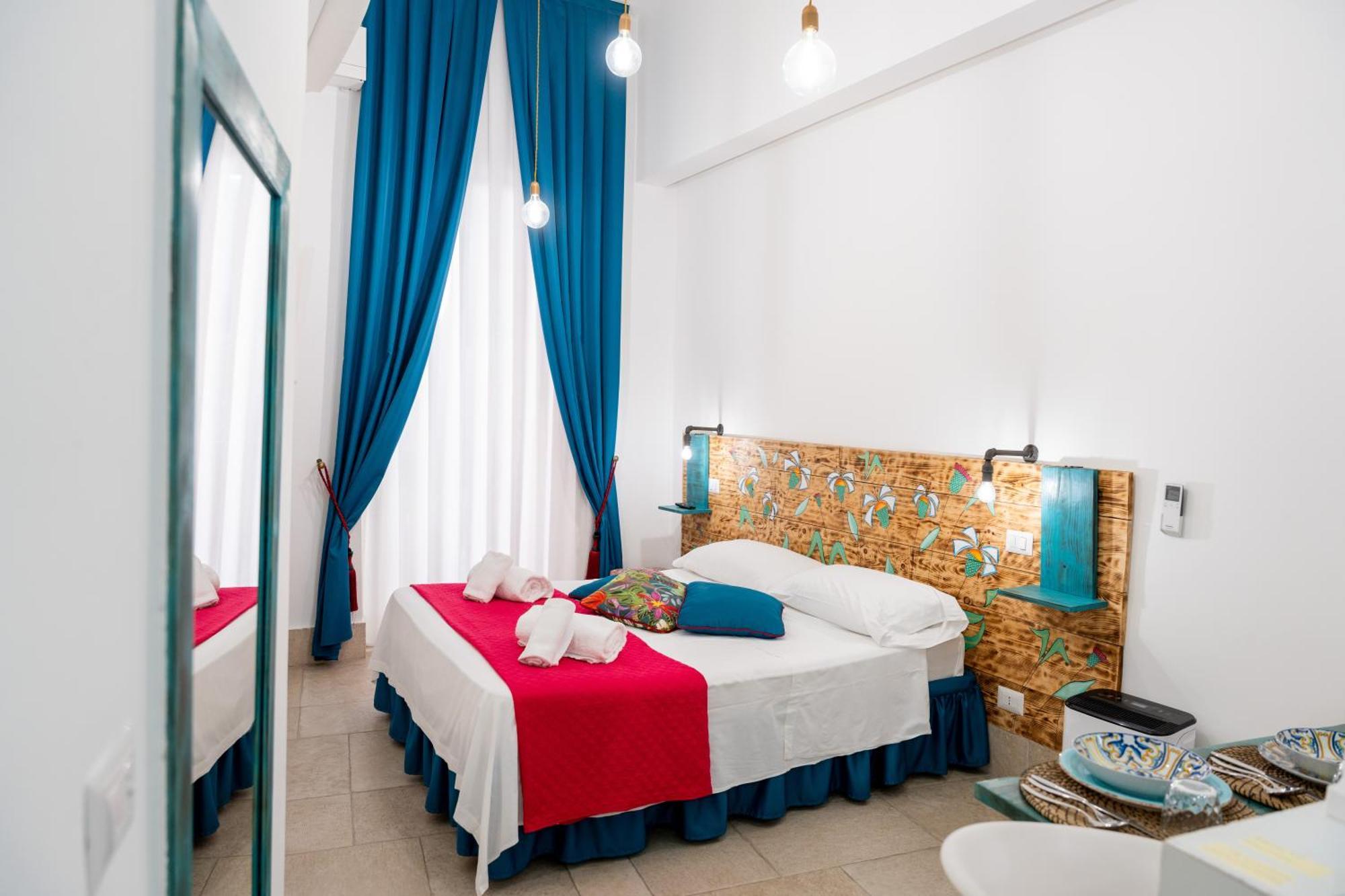 Palazzo Nicolaus Del Borgo Antico Bed & Breakfast Bari Exterior photo