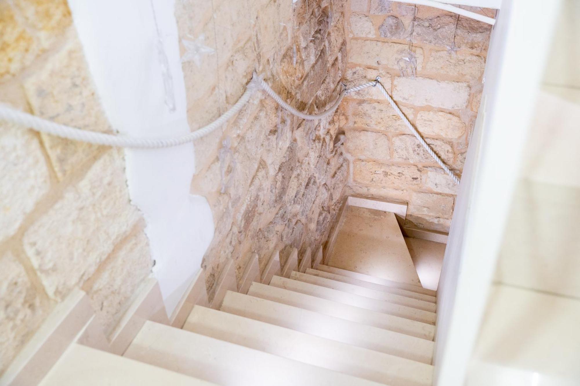 Palazzo Nicolaus Del Borgo Antico Bed & Breakfast Bari Exterior photo